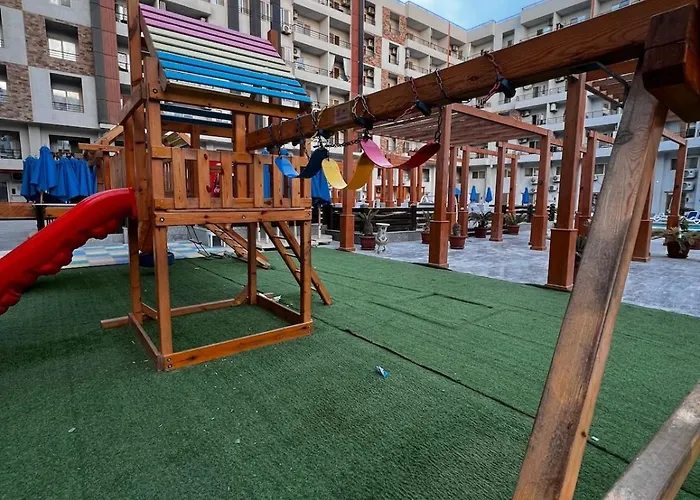 Apartmanhotel Tiba Golden Downtown Red Sea Escape Gurdaka