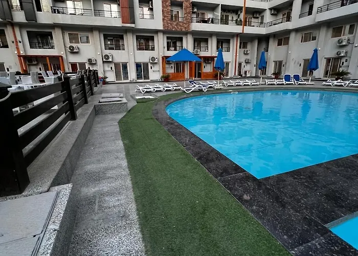 Apartmanhotel Tiba Golden Downtown Red Sea Escape 3*