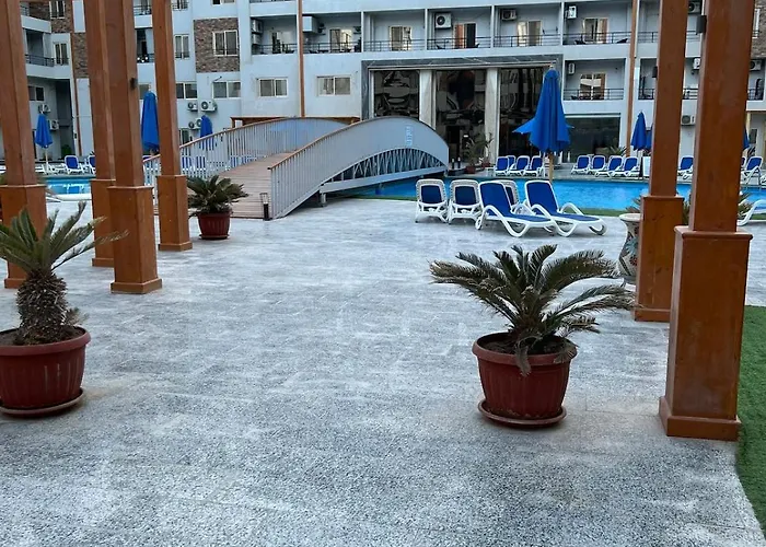 Tiba Golden Downtown Red Sea Escape